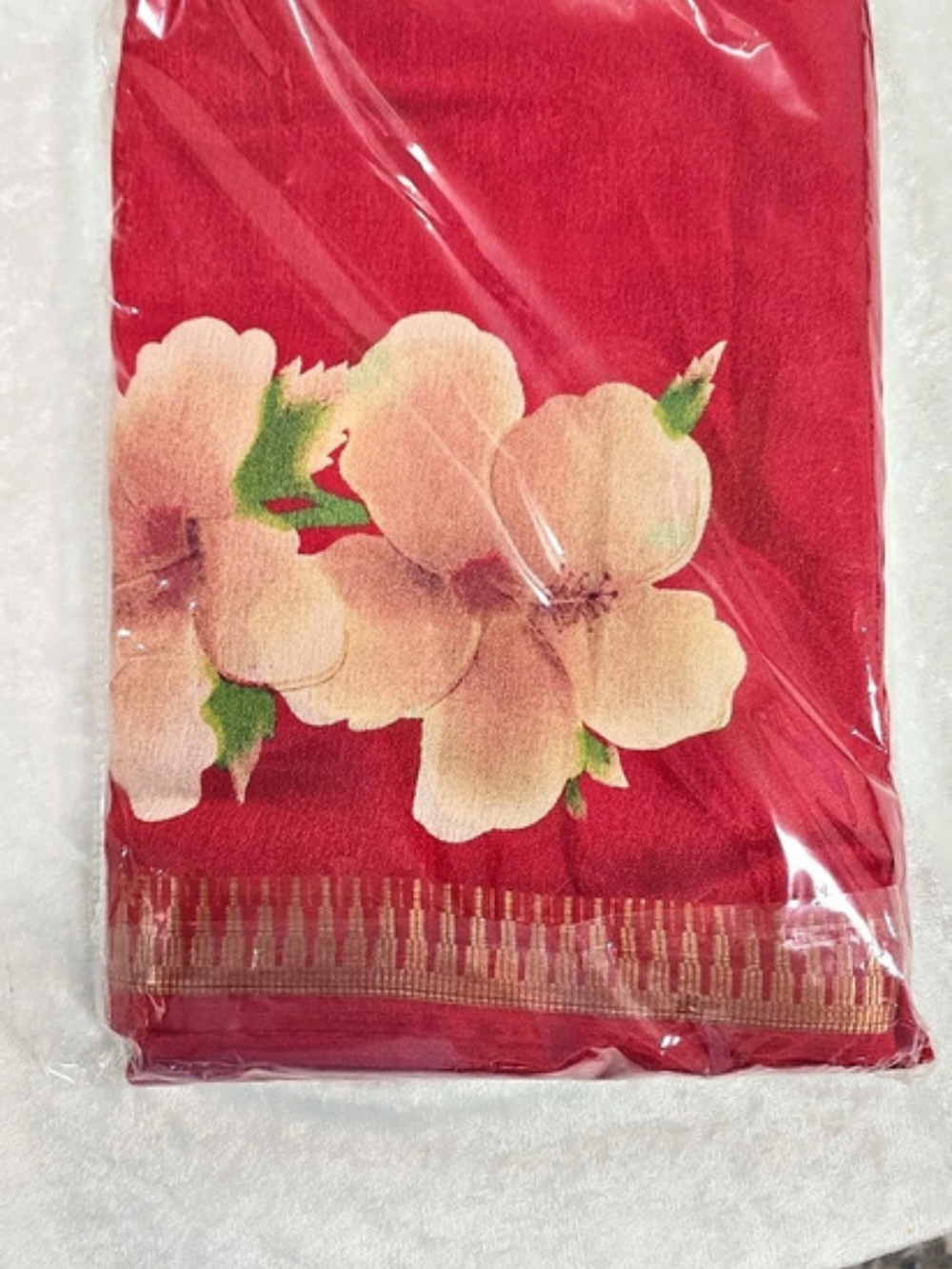 Only Crepe Saree Floral Pattern With Small Border